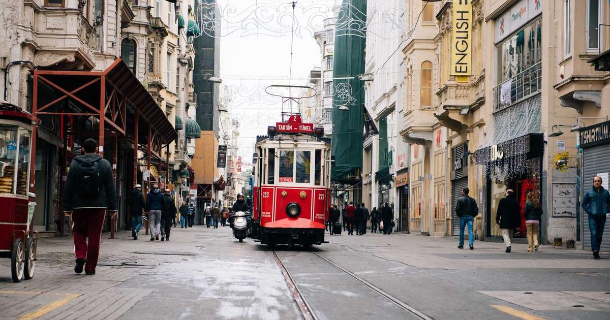 Becoming a Christian Grandparent: Passing Faith to the Next Generation