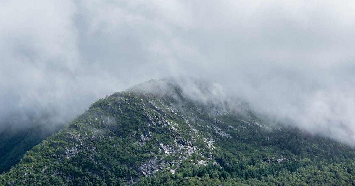 Courtship vs. Dating: Helping Christian Teens Navigate Intentional Relationships